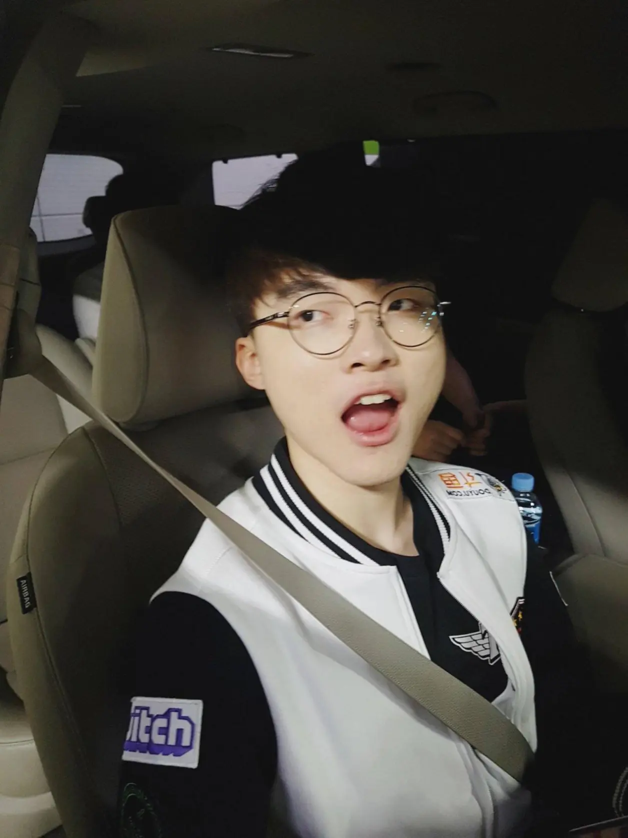 开云体育-包含Faker赛事官方发布回归赛场新规，日本队争议不断！的词条