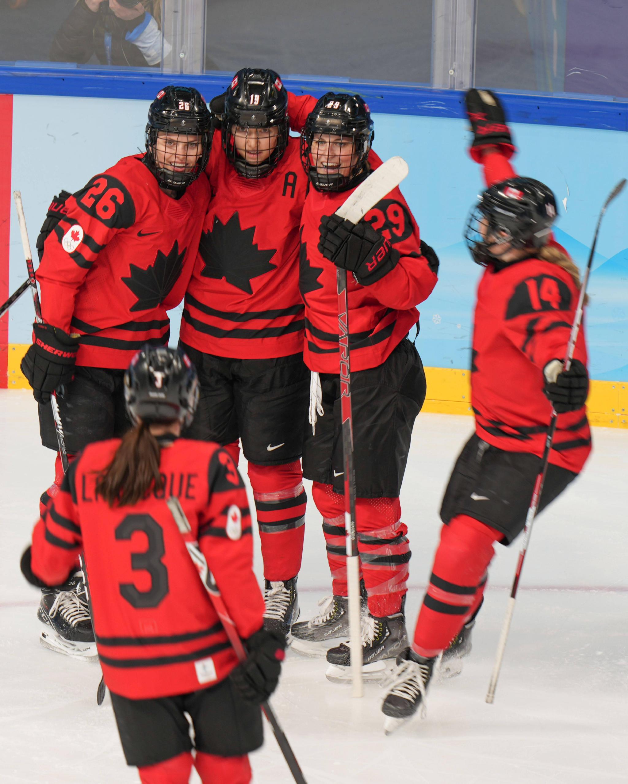 开云- 蒂姆拿了几个冠军 