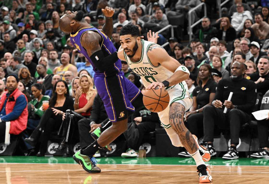 关于塔图姆新星出色防守表现惊艳,FPX未来可期!的信息 关于塔图姆新星出色防守表现惊艳,FPX未来可期!的信息