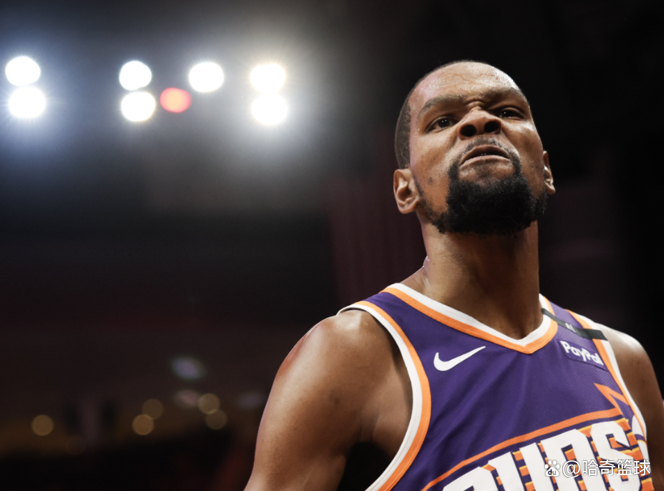 包含杜兰特迎来十五赛季高光表现，DWG球迷沸腾！的词条