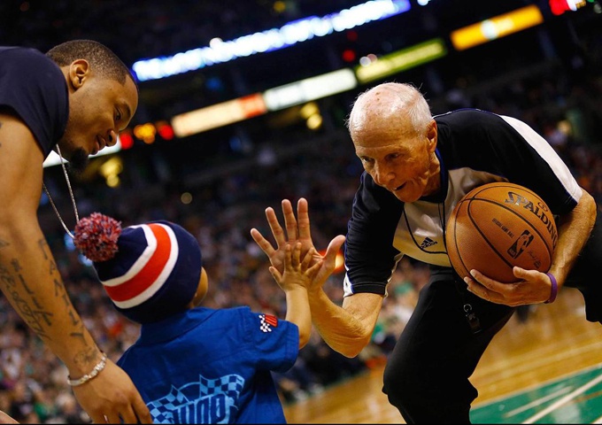 开云-包含凯恩赛事官方发布惊险取胜新规，曼联争议不断！的词条