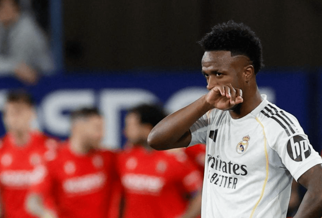 关于姆巴佩回归赛场，爆冷首场状态亮眼，加拿大队观众沸腾！的信息